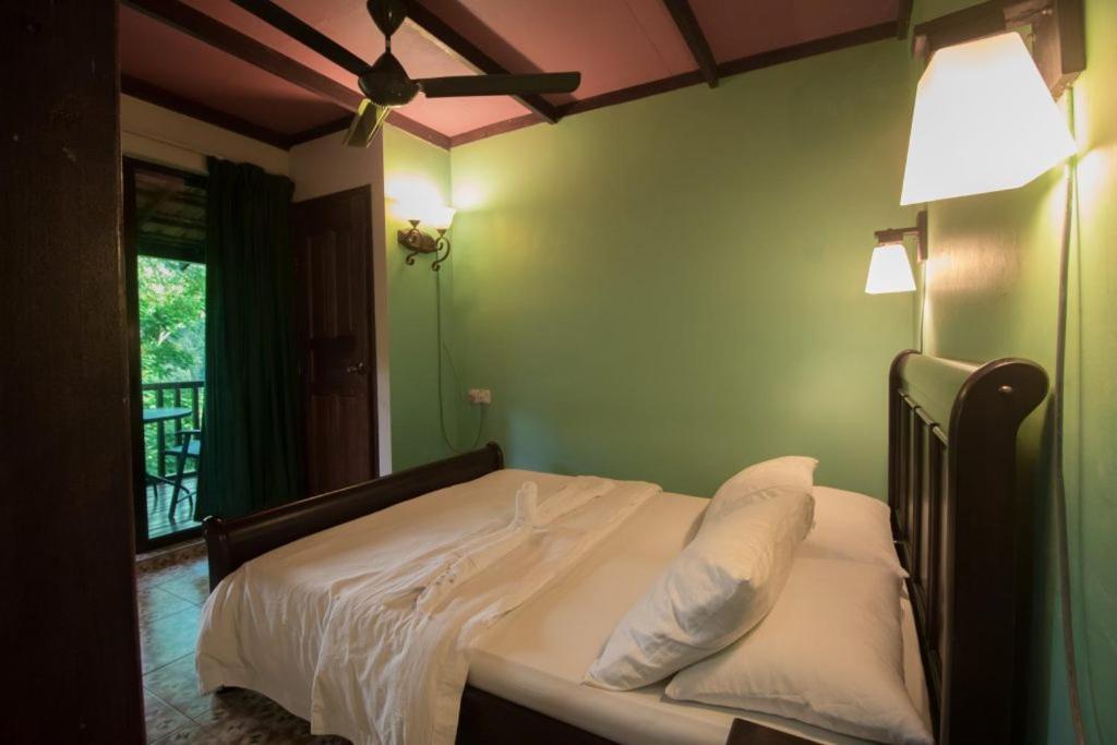 De Serenity - Exclusive Jungle Retreat Seremban Buitenkant foto