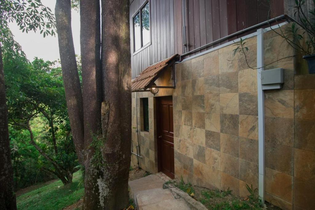 De Serenity - Exclusive Jungle Retreat Seremban Buitenkant foto