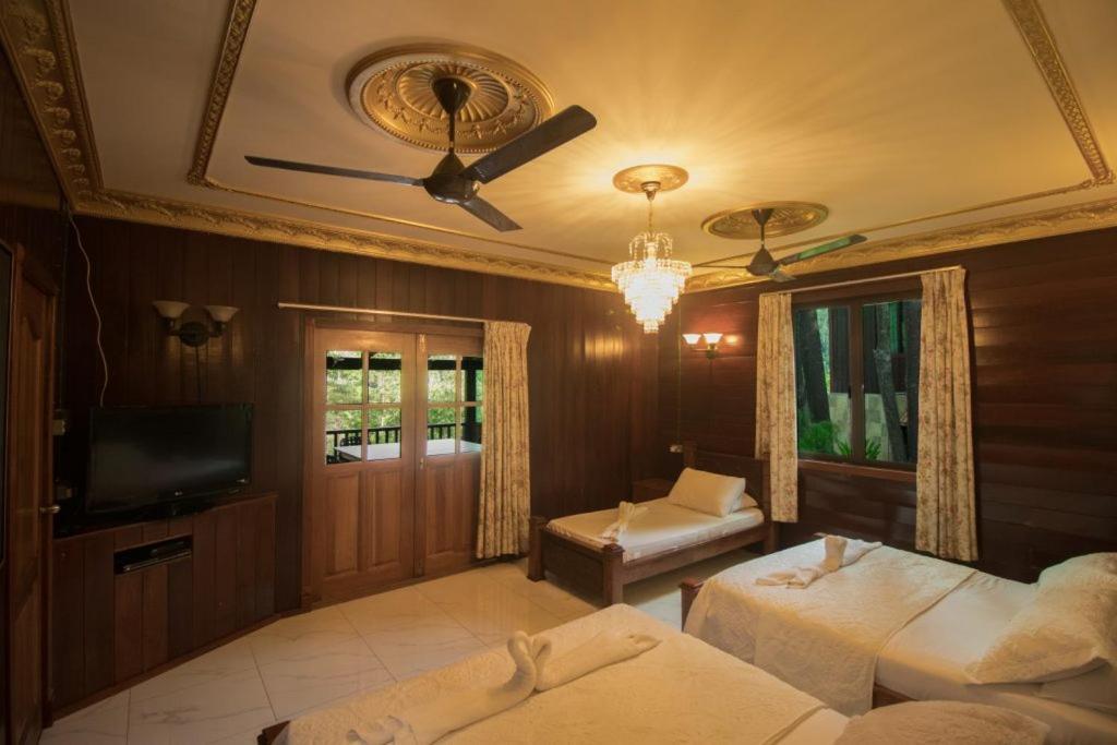 De Serenity - Exclusive Jungle Retreat Seremban Buitenkant foto